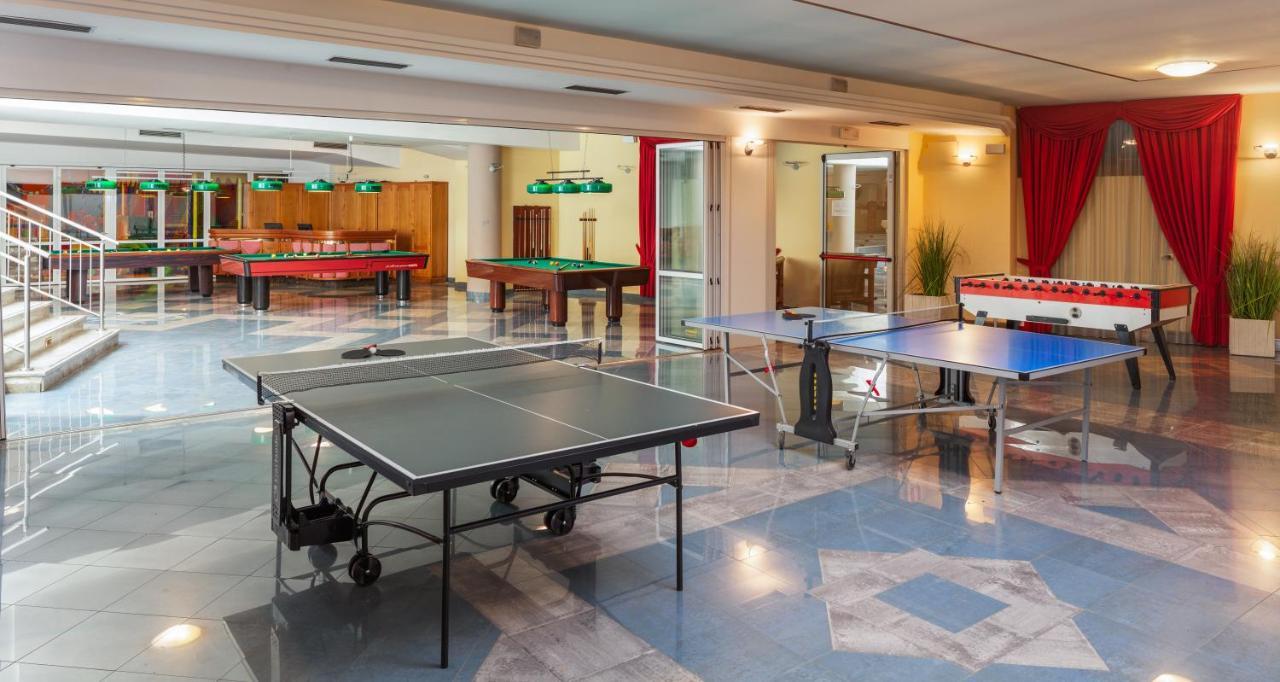 Hotel Savoy Palace - Tonellihotels 4*